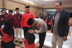 Kapolresta Sidoarjo dengan IMM Sidoarjo Adakan Buka Bersama dan Santuni Anak Yatim