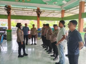 Polsek Sedati Amankan Aksi Demo Warga ke Pemdes Pranti