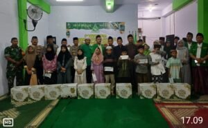 Kapolsek Krian dan PAC Ansor Krian Berbagi Santunan kepada Anak Yatim di Bulan Ramadan
