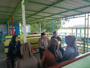 Polsek Jabon Siagakan Personel di Wisata Bahari Tlocor Selama Libur Idul Fitri 2025