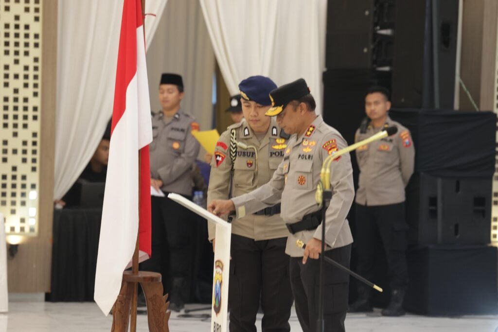 Kapolda Jatim Pimpin Sertijab Pejabat Utama dan Sejumlah Kapolres