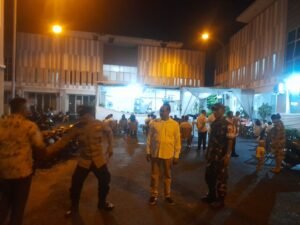 Malam Paskah Polsek Taman PAM Kamtibmas di Dua Gereja 