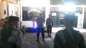 Kapolsek Taman Pimpin Apel Pengamanan Malam Minggu