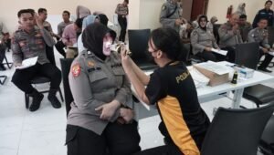 Cek Kesehatan Berkala, Melalui Pemeriksaan Kesehatan Gigi Anggota Polresta Sidoarjo