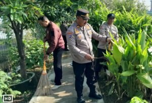 Polsek Krian Terus Giat Rawat dan Sirami Tanaman P2B, Dukung Ketahanan Pangan Nasional