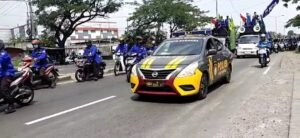 Polsek Krian Kawal Aksi Damai Buruh Menuju Surabaya di Peringatan May Day 2025