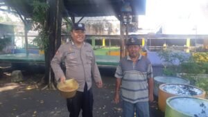 Tinjau Upaya Warga Budidaya Perikanan, Bhabinkamtibmas Berharap Ketahanan Pangan Optimal