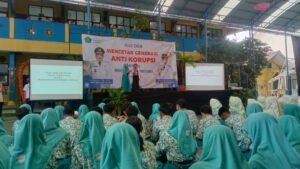 Tanamkan Nilai-nilai Anti Korupsi Sejak Dini, Inspektorat Sidoarjo Gencar Sosialisasikan Pendidikan Anti Korupsi Kepada Pelajar