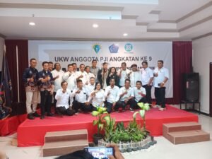 Bupati Indramayu Lucky Hakim resmikan UKW Anggota PJI ke-9