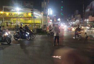 Polsek Krian Pam Malam Takbir Idul Adha 2025 di Wilayah Kec. Krian Sidoarjo