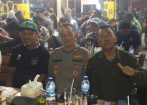 Kapolsek Krian Gandeng Bonek Krian Gelar Nobar Timnas Indonesia vs China
