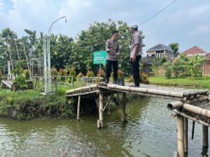 Polsek Prambon Ajak Petani Hewani Rawat Ikan Nila dan Mujair Dukung Ketahanan Pangan 