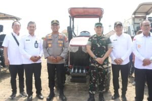 Imigrasi Surabaya dan Polresta Sidoarjo Kolaborasi Dukung Ketahanan Pangan Melalui Semarak Tanam Jagung