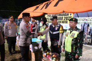 Polresta Banyuwangi Salurkan 1.500 Paket Sembako Jelang Hari Bhayangkara ke-79