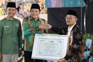 Dapat Gelar Bapak Yatim Piatu Sidoarjo, Bupati Subandi Ajak Seluruh Elemen Peduli Anak Yatim Piatu
