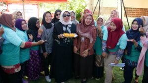 Wabup Mimik Idaya Ajak Emak-emak Bersemangat Ikuti Pelatihan Olahan Ikan Lele