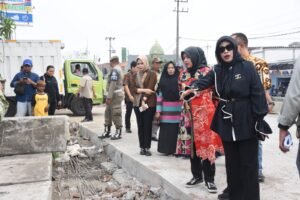 Betonisasi Jalan Gedangan-Betro Hampir Selesai 100 Persen