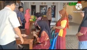 Polres Pasuruan Galakkan Pasar Murah, 200 paket Beras di Polsek Winongam Ludes Terjual