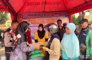 Harga Miring, Kualitas Terjamin! Beras Murah SPHP Diserbu Warga Krian