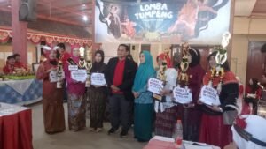 Pemdes Semampir Gebyar Lomba Kreasi Tumpeng, Peringati HUT Kemerdekaan RI ke 80 