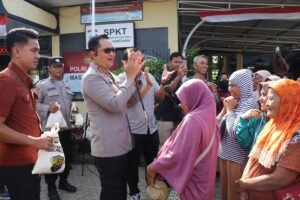 Polres Magetan Kembali Gelar Gerakan Pangan Murah di 4 Kecamatan Warga Full Senyum