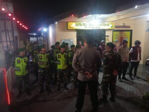 Wujudkan Kamtibmas Kondusif di Kecamatan Krembung dengan Patroli Bersama