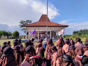 Kanit Binmas Polsek Krembung Terima Kunjungan Kakak Pramuka SMKN 1 Buduran, Sampaikan Orientasi dan Himbauan Kamtibmas 