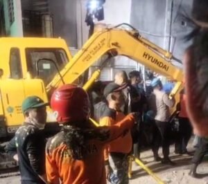 Bangunan Masjid Ponpes Al Khoziny di Buduran Sidoarjo Roboh, Puluhan Santri Jadi Korban