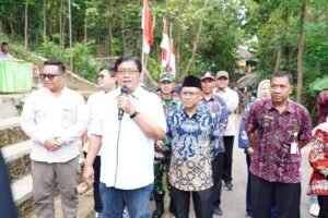 Ke Desa Translok Di Imogiri, Wamen Viva Yoga Sebut Kementrans Dukung Desa Mandiri Untuk Pemerataan Ekonomi