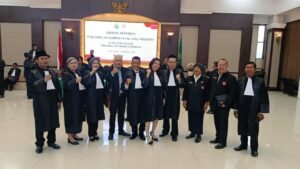Sejarah Baru Dunia Advokat : PERADIN Jawa Timur Gelar Sumpah Advokat Mandiri Pertama di Pengadilan Tinggi Surabaya