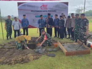 Dandim 0808/Blitar Hadiri Peletakan Batu Pertama Pembangunan Koperasi Desa Merah Putih Di Talun