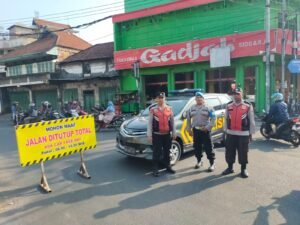 Kompol IGP ATMAGIRI,S.H, M.H di Dukung anggota menggagas Car Free day di wilayah krian.