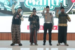 Santri Gandeng Satlantas Polresta Sidoarjo Gelar Motoran Klasik Hari Santri Nasional