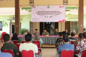 Kodim 0816/Sidoarjo Bersama Bakesbangpol Sidoarjo Gelar Sosialisasi Wawasan Kebangsaan dan Nilai-nilai Pancasila di Desa Kedondong