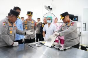 Pentingnya Inovasi Menu Bergizi Lokal dengan Rasa yang Disukai Anak-anak Penerima Manfaat SPPG Plawa Polda Bali