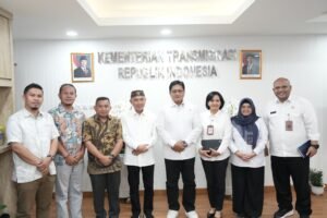 Bertemu Bupati Pohuwato, Wamen Viva Yoga: Kita Dorong Sandalan Menjadi Pusat Pertumbuhan Ekonomi Baru di Gorontalo