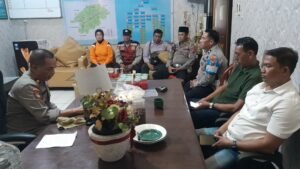 KAPOLSEK KRIAN KOMPOL IGP ATMA GIRI S.H., M.H. SAMPAIKAN PENGARAHAN DAN PESAN PERPISAHAN JELANG SERTIJAB