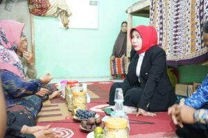 Wabup Sidoarjo Takziah ke Rumah Pelajar Korban Tenggelam Sungai Sidokare, Ingatkan Kewaspadaan di Musim Hujan
