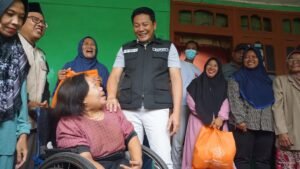 Bupati Subandi Sidak RTLH di Tarik dan Krian, Pastikan Warga Terdampak Segera Dapat Bantuan Renovasi