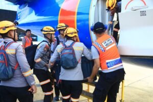 POLRI KEMBALI KIRIM 3,8 TON LOGISTIK OPERASIONAL PADA HARI KETIGA PENGIRIMAN, TERMASUK PERLENGKAPAN K9 DAN TENDA TAKTIS