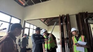 Bupati Sidoarjo Sidak Pembangunan SDN Suko, Pastikan Kualitas Sesuai Standar
