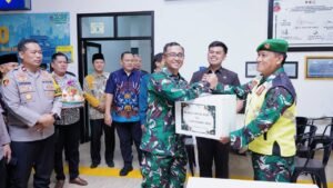 Dandim 0808/Blitar Bersama Forkopimda Kota Blitar Cek Sejumlah Gereja Dan Pos Nataru