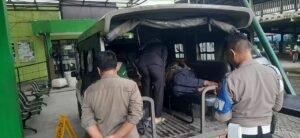 Respon Cepat Polsek Taman Tangani Adanya Warga Tergeletak Tanpa Identitas