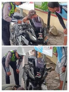Personel Unit Turjagwali Satlantas Polres Kediri Kota,Bantu Kendaraan Warga Yang Mogok Karena Patah Kunci Saat Isi BBM