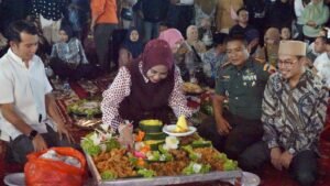Wakil Bupati Sidoarjo Ajak Ribuan Warga Meriahkan Harjasda ke-167 dengan Makan Bersama di Monumen Jayandaru