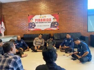 Piramid Humas Polres Pasuruan Ngopi Bareng Media Online
