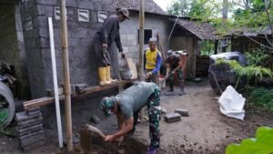 Wujud Kepedulian TNI, Satgas TMMD Ke 127 Bangun MCK Layak Untuk Warga Desa Krisik