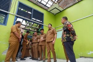 Gedung SMPN 1 Gedangan Ambruk,Bupati Sidoarjo Instruksikan Percepatan Pembangunan