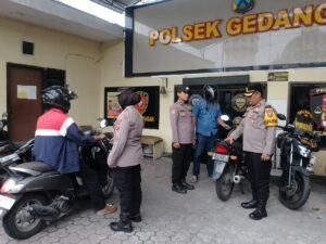 Polsek Gedangan Terima Penitipan Kendaraan Pemudik, Warga Diimbau Mudik dengan Nyaman 