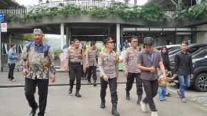 Pastikan Wisata Aman Saat Lebaran, Kapolres Pasuruan Turun Langsung ke Cimory Prigen